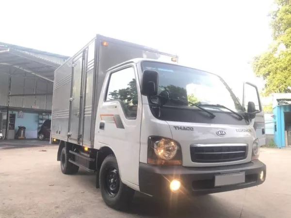 Dịch vụ thay Kính chắn gió xe tải KIA K125 tận nơi